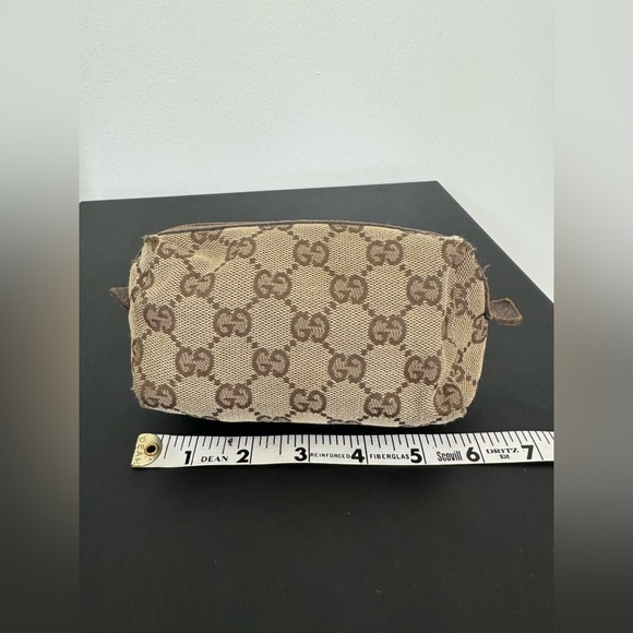Gucci Beige and Brown Monogram GG Canvas Pouch Vintage with Leather Trim - Picture 7 of 9
